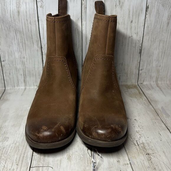 Teva Women's Brown Leather Anaya Chelsea Waterproof Booties - Brown size 6 - Picture 2 of 11